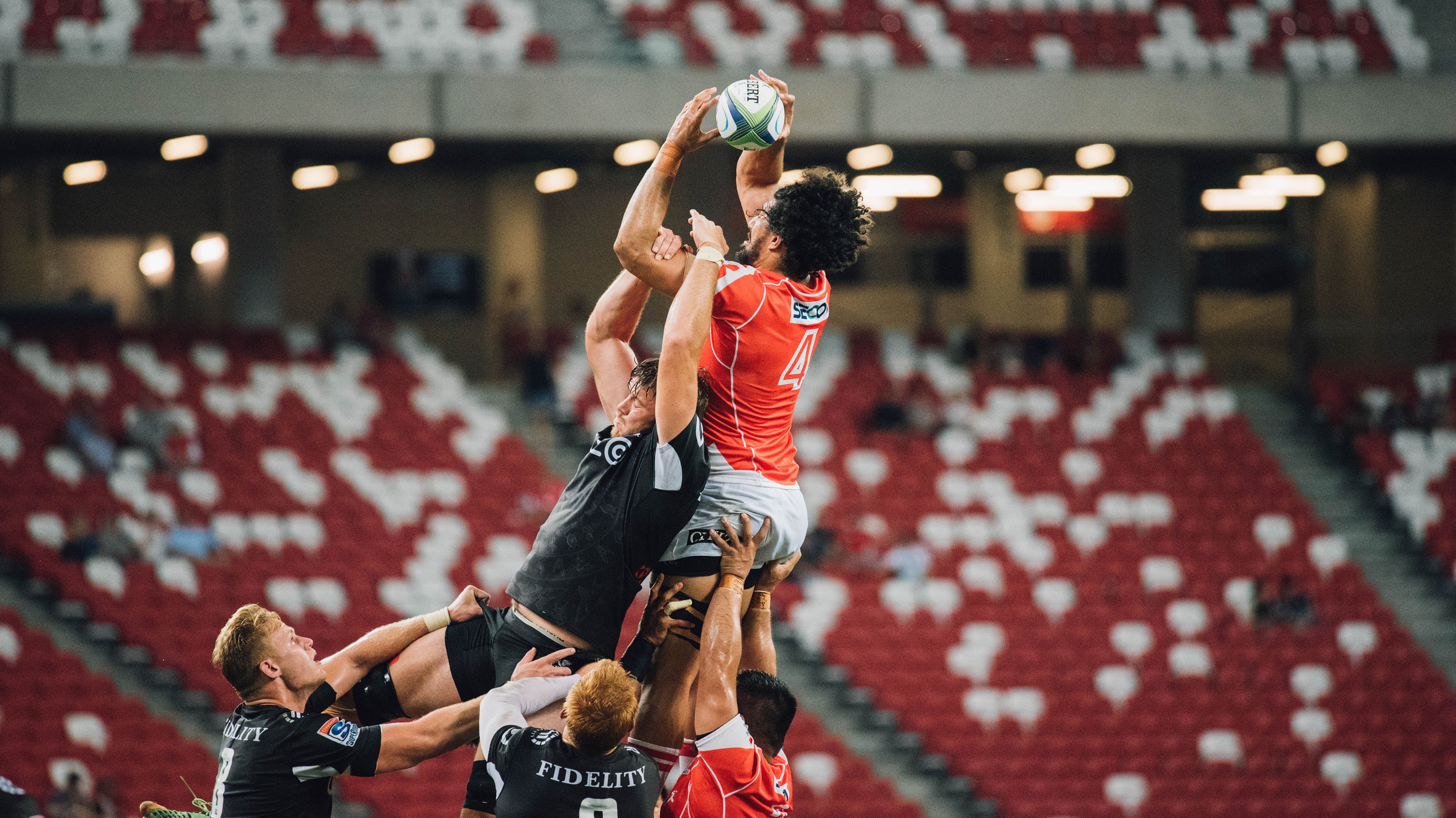 克莱尔·柯尔赞展现强大耐力与爆发力,克莱尔库赞