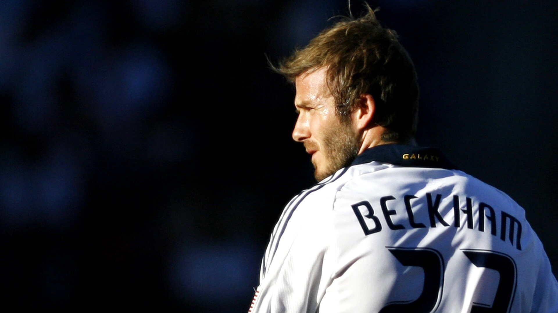 mk体育官网入口-斯密斯：他精准的传球与急速反应，让全黑队占尽场上优势，a.斯密